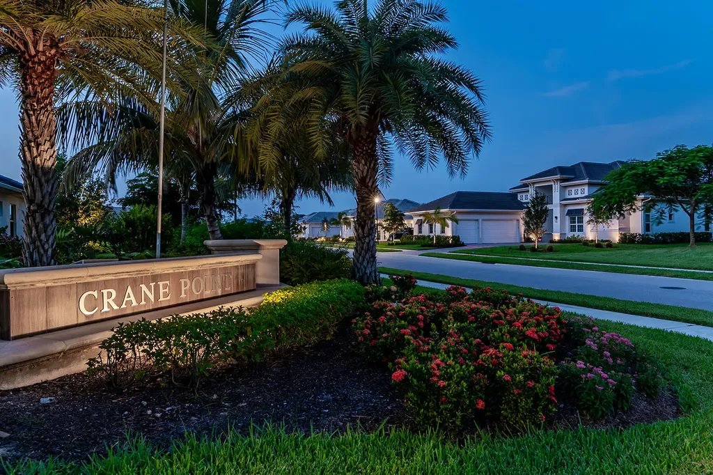 14224 Laguna Springs Lane Naples FL 34114