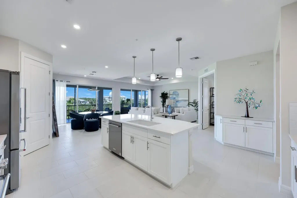 309 Indies Drive W Naples FL 34114