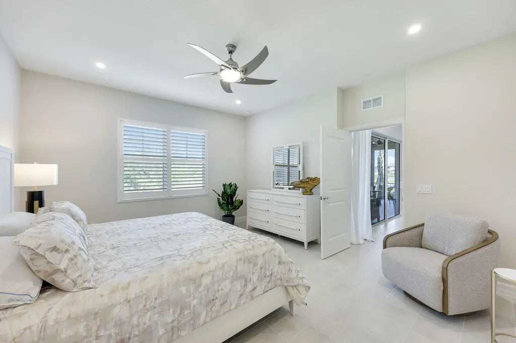 322 Indies Drive W Naples FL 34114