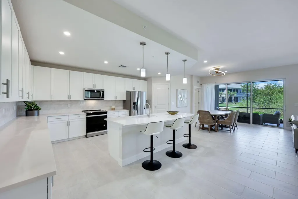 309 Indies Drive W Naples FL 34114