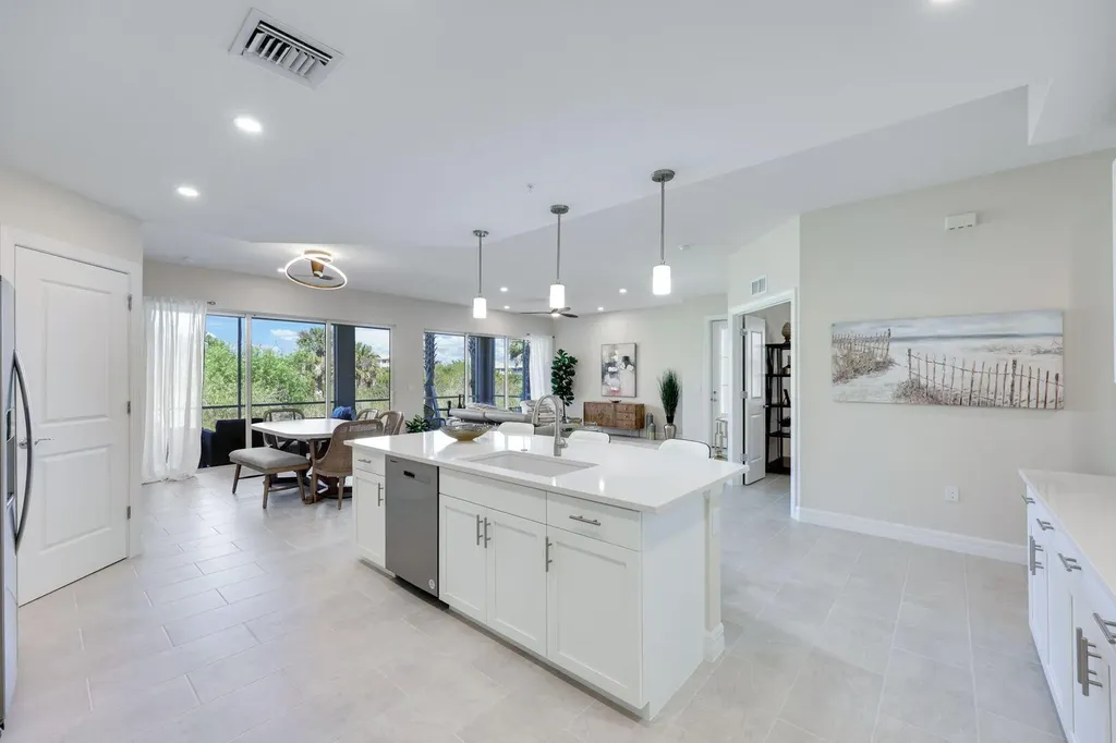 309 Indies Drive W Naples FL 34114