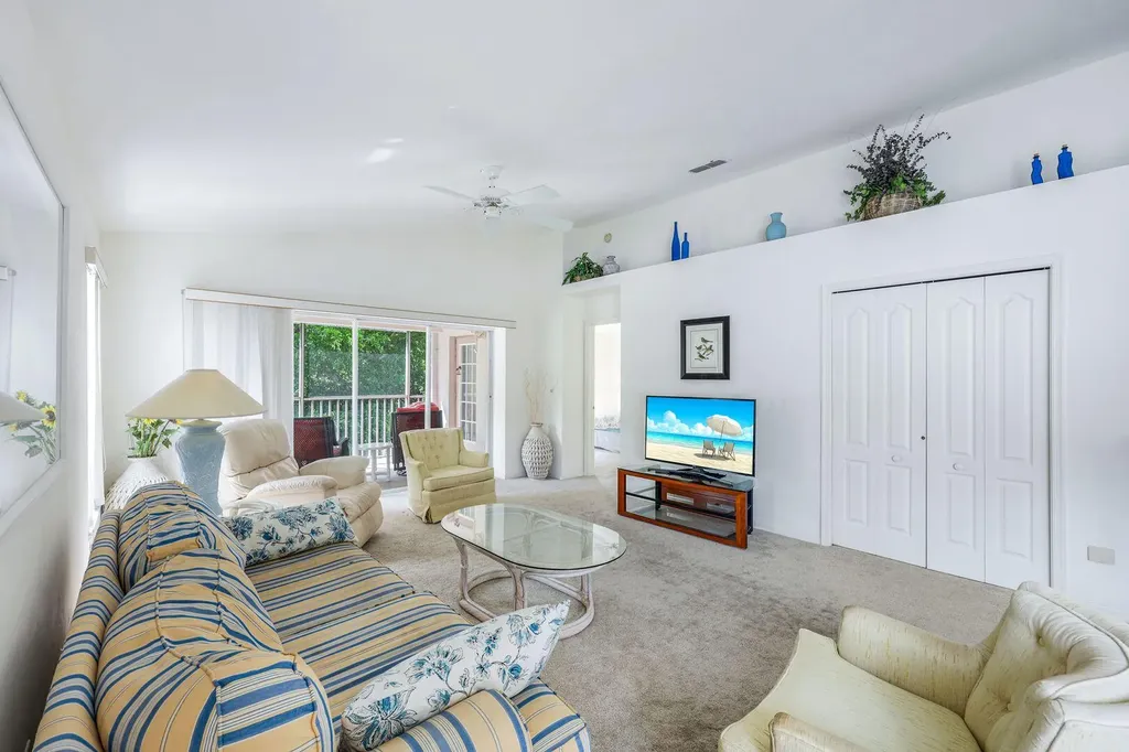 1036 Mainsail Drive Naples FL 34114