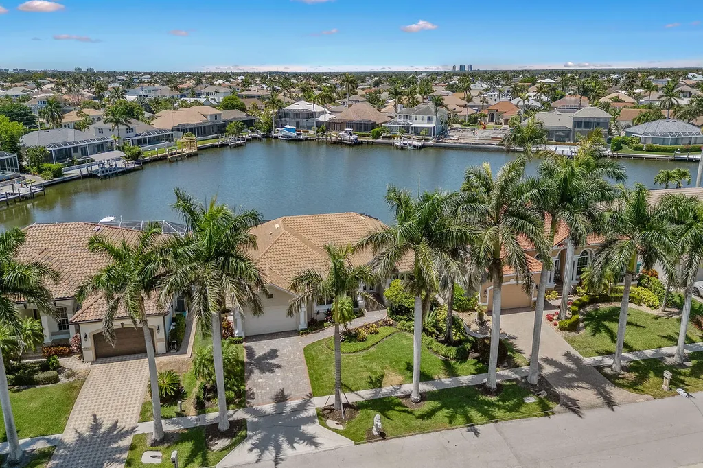 1824 N Bahama Avenue Marco Island FL 34145