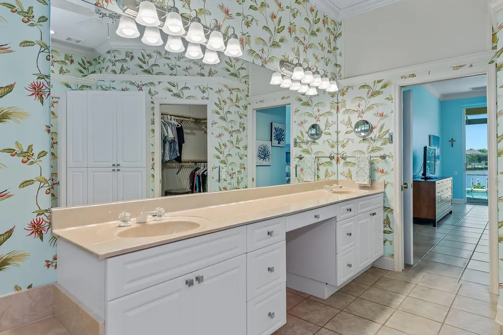 1824 N Bahama Avenue Marco Island FL 34145