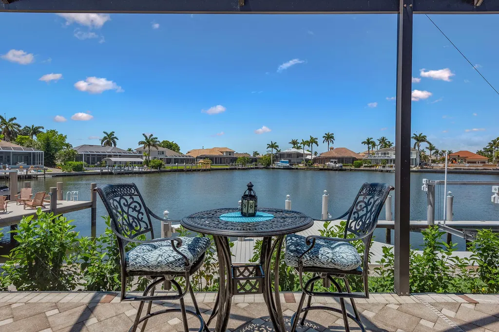 1824 N Bahama Avenue Marco Island FL 34145