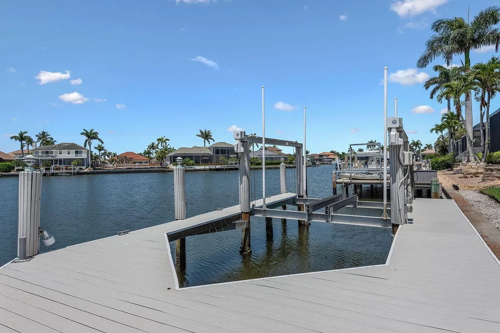 1824 N Bahama Avenue Marco Island FL 34145