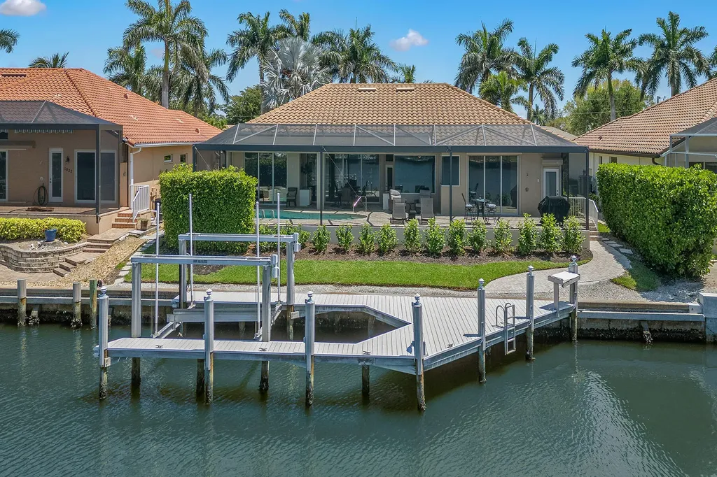1824 N Bahama Avenue Marco Island FL 34145