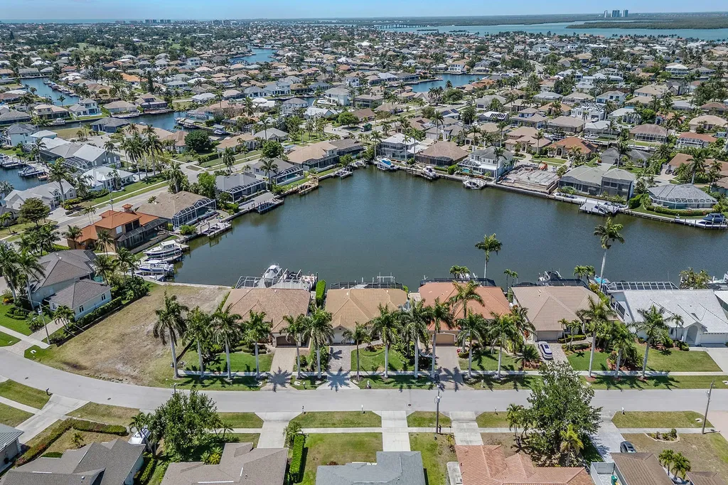 1824 N Bahama Avenue Marco Island FL 34145