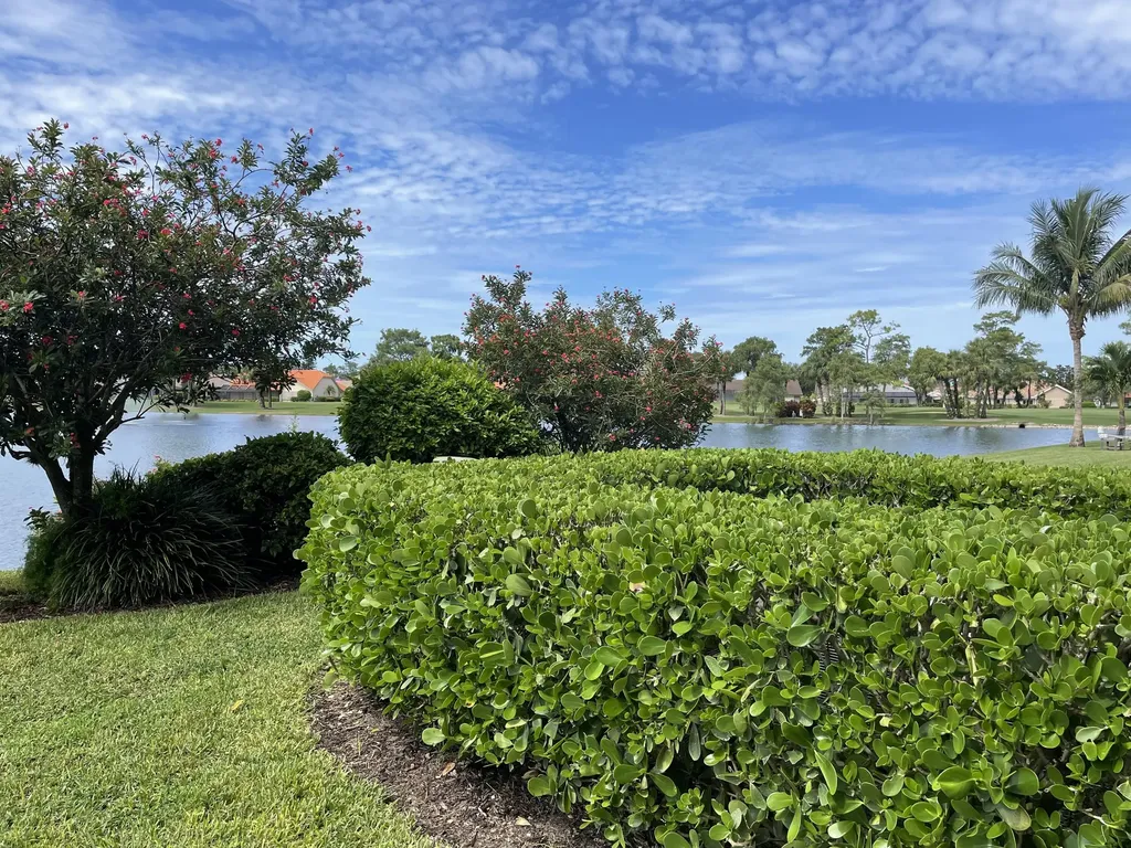 5970 Amherst Drive Naples FL 34112