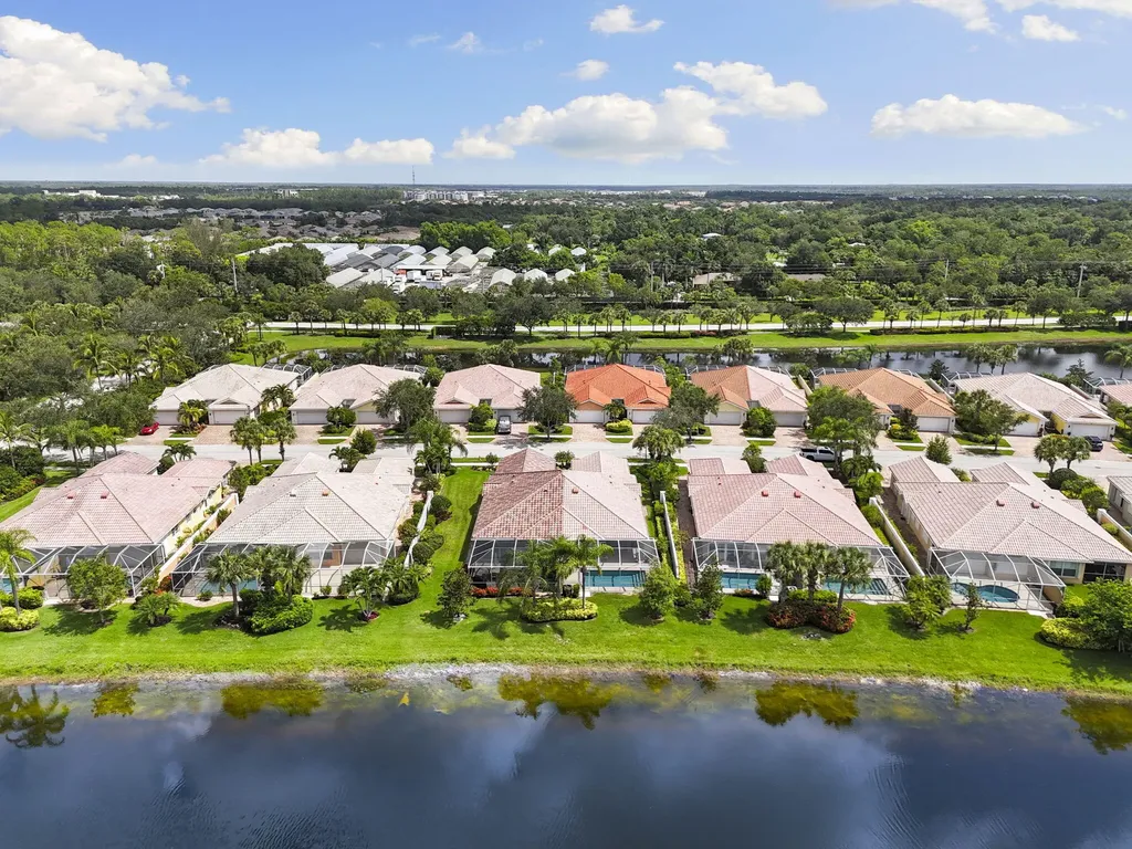7528 Novara Court Naples FL 34114