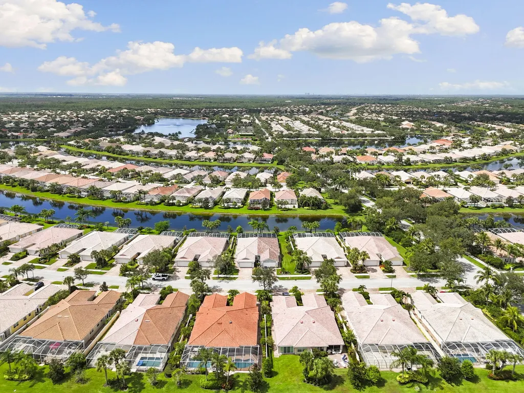 7528 Novara Court Naples FL 34114