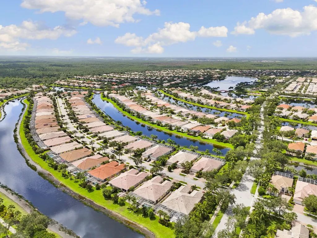 7528 Novara Court Naples FL 34114