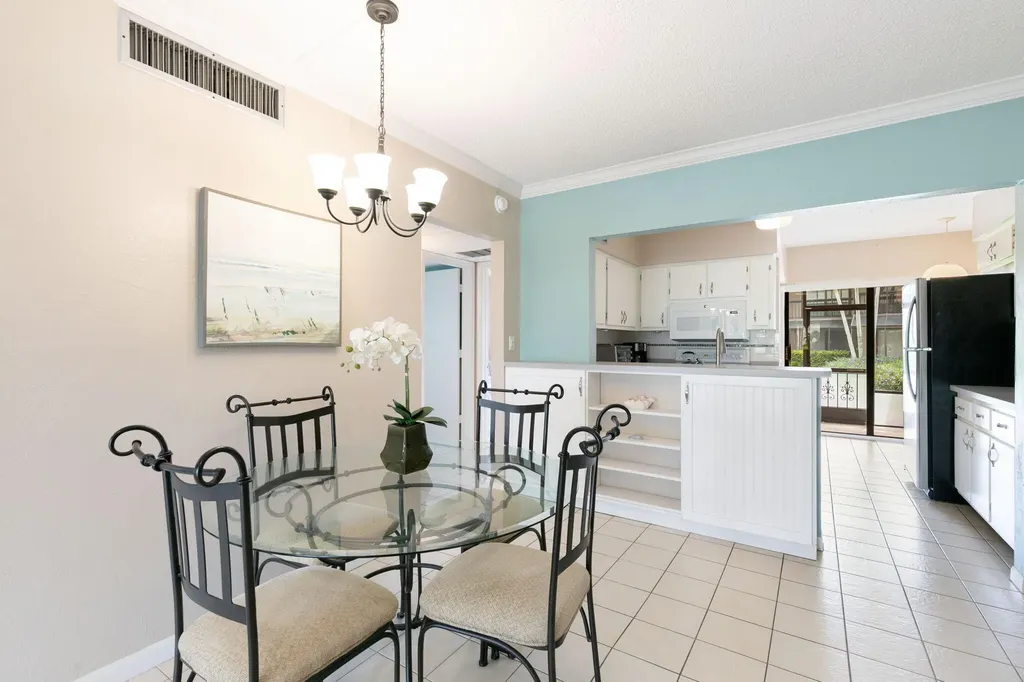 225 S Collier Marco Island FL 34145