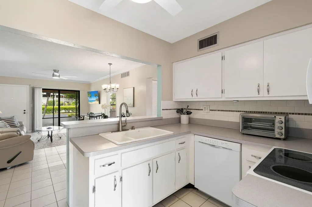 225 S Collier Marco Island FL 34145