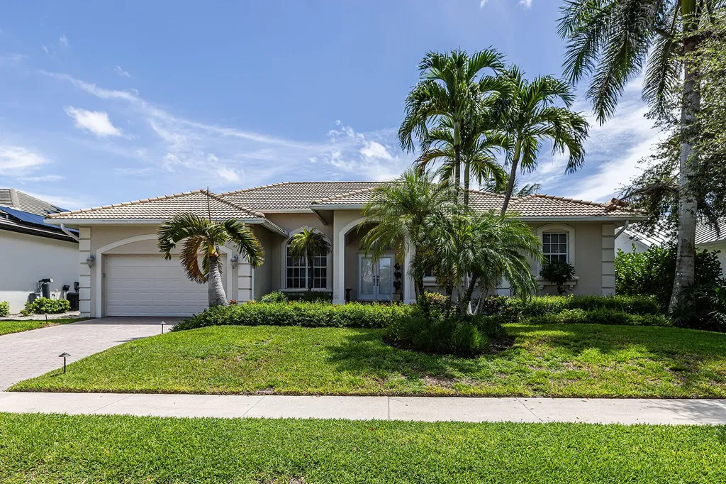 331 Waterleaf Court Marco Island FL 34145