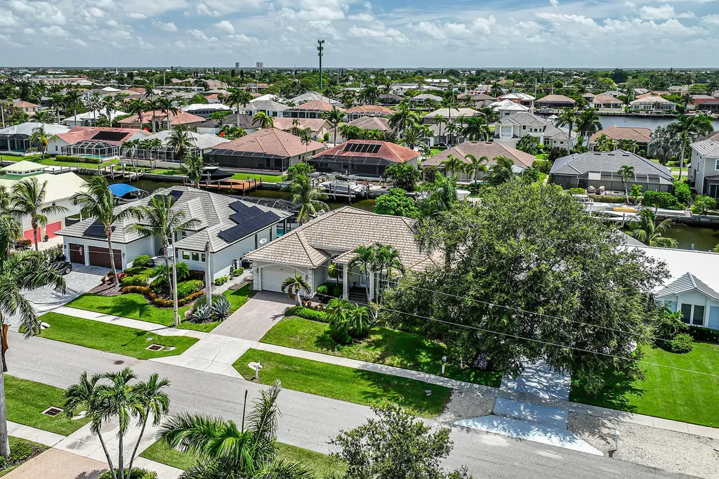 331 Waterleaf Court Marco Island FL 34145