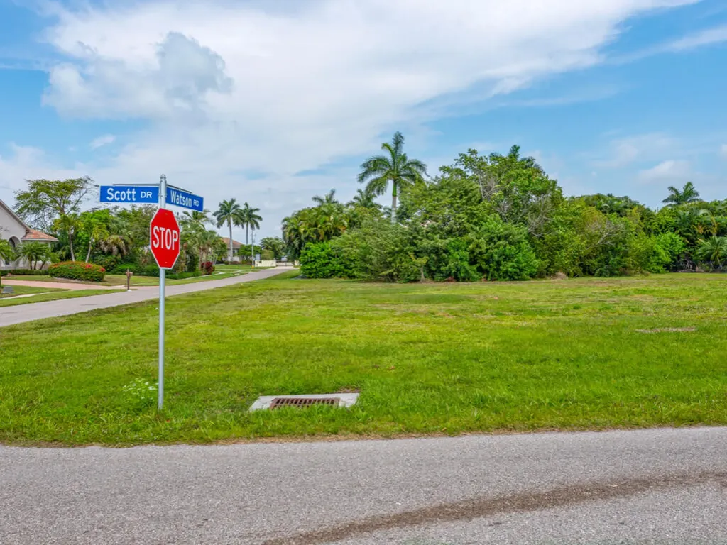 801 Scott Drive Marco Island FL 34145