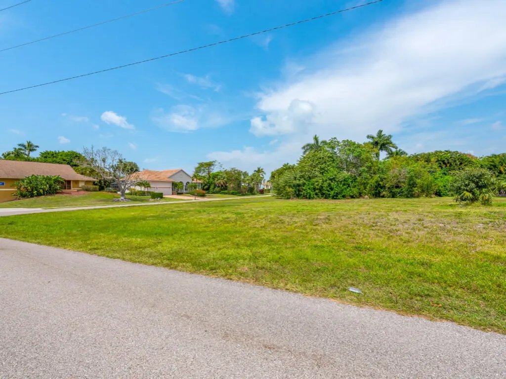 801 Scott Drive Marco Island FL 34145