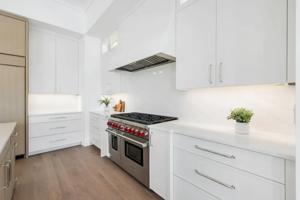 960 Iris Marco Island FL 34145