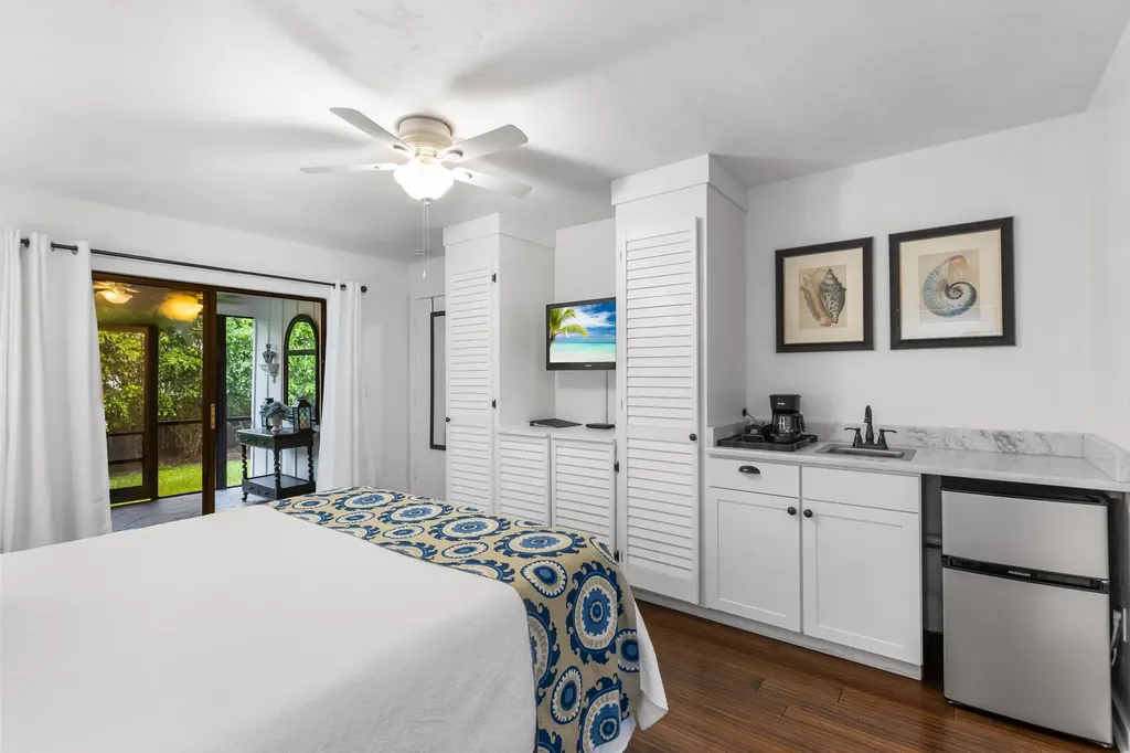 65 Tahiti Road Marco Island FL 34145