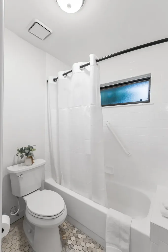 65 Tahiti Road Marco Island FL 34145