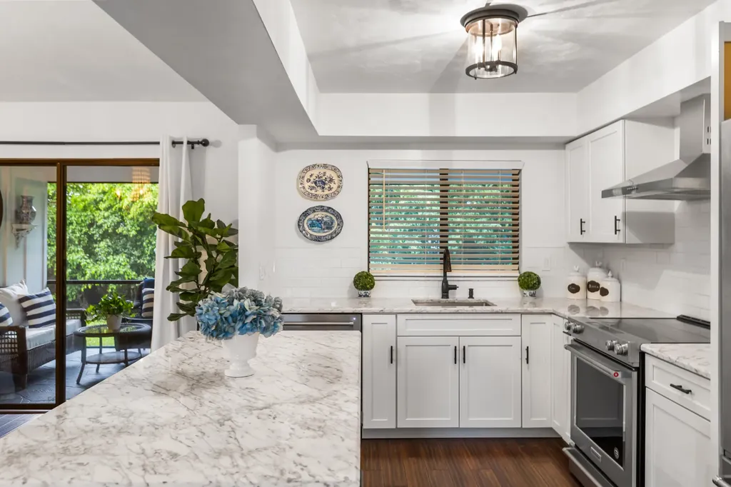 65 Tahiti Road Marco Island FL 34145