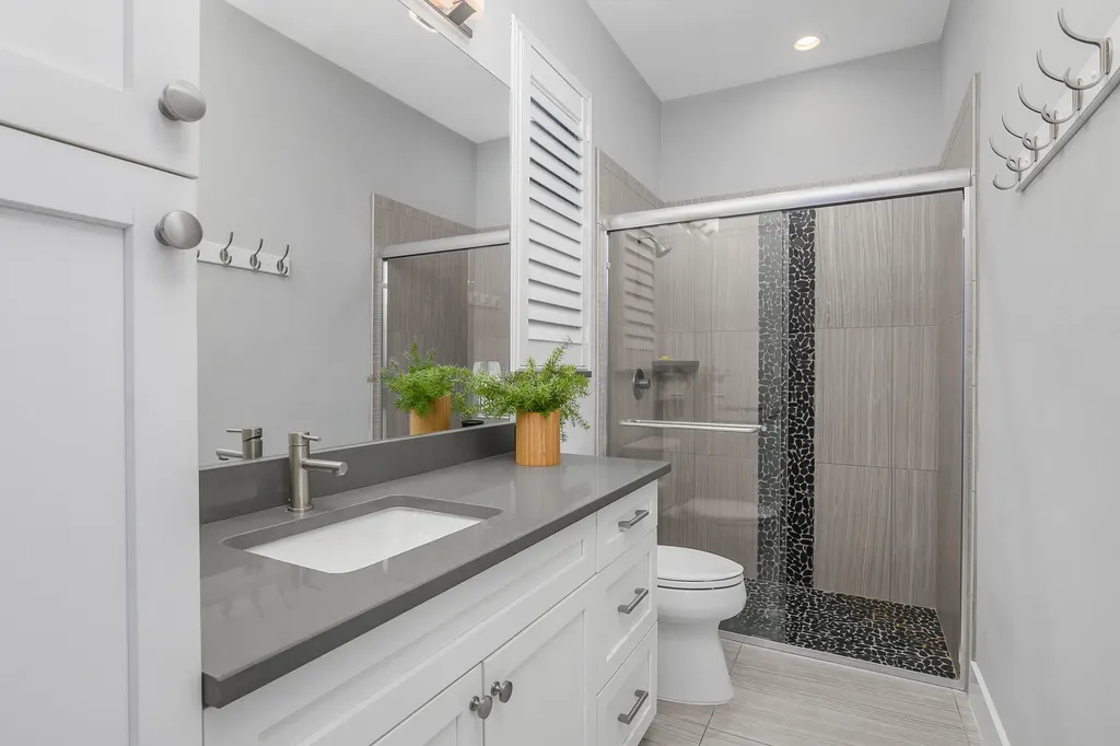 609 Crescent Marco Island FL 34145