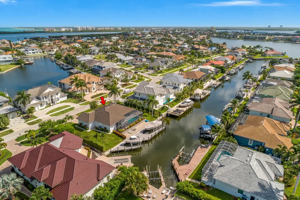 609 Crescent Marco Island FL 34145