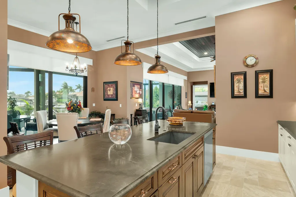 1517 Buccaneer Court Marco Island FL 34145