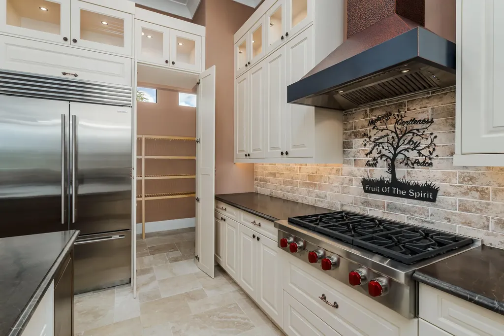 1517 Buccaneer Court Marco Island FL 34145