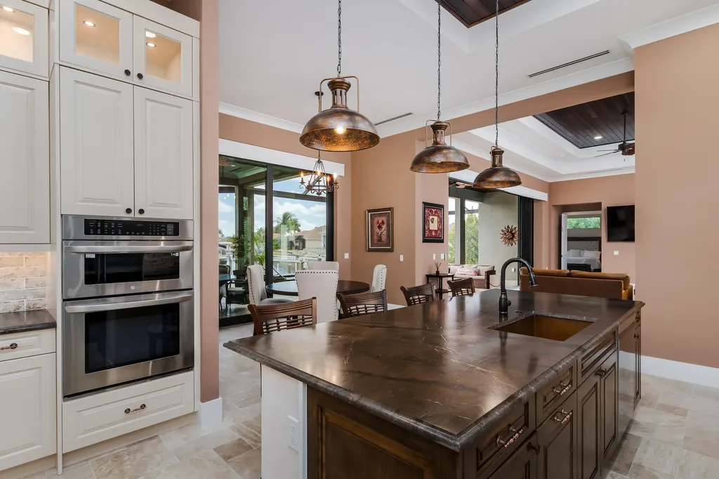 1517 Buccaneer Court Marco Island FL 34145