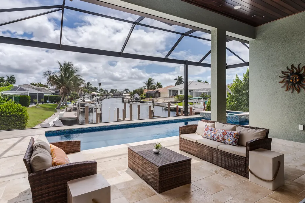 1517 Buccaneer Court Marco Island FL 34145