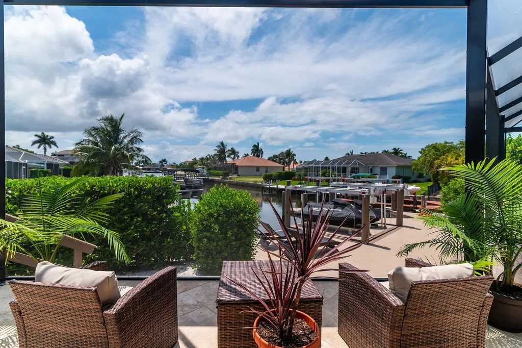1517 Buccaneer Court Marco Island FL 34145