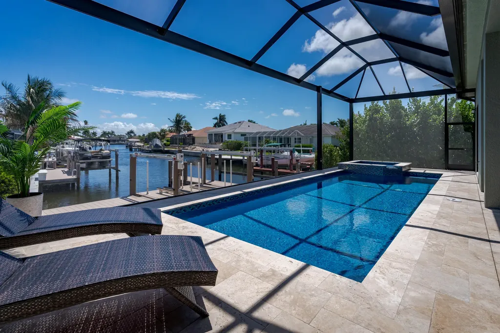 1517 Buccaneer Court Marco Island FL 34145
