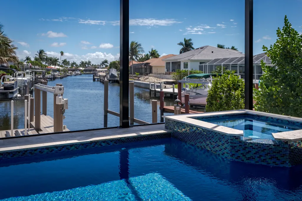 1517 Buccaneer Court Marco Island FL 34145