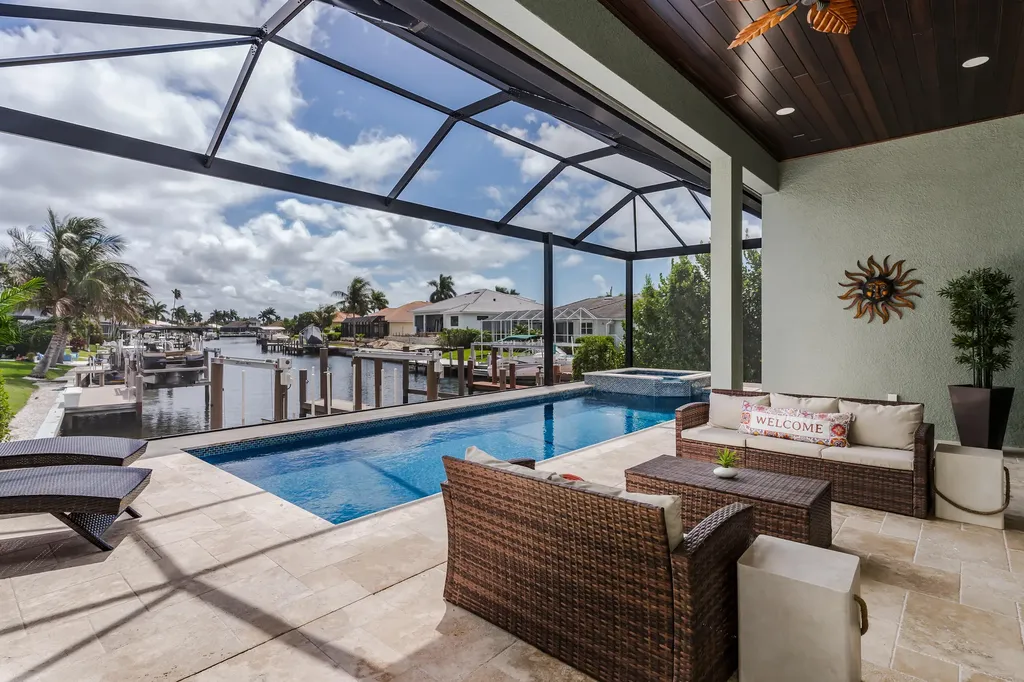1517 Buccaneer Court Marco Island FL 34145