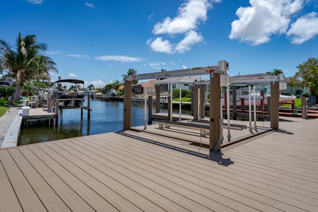 1517 Buccaneer Court Marco Island FL 34145