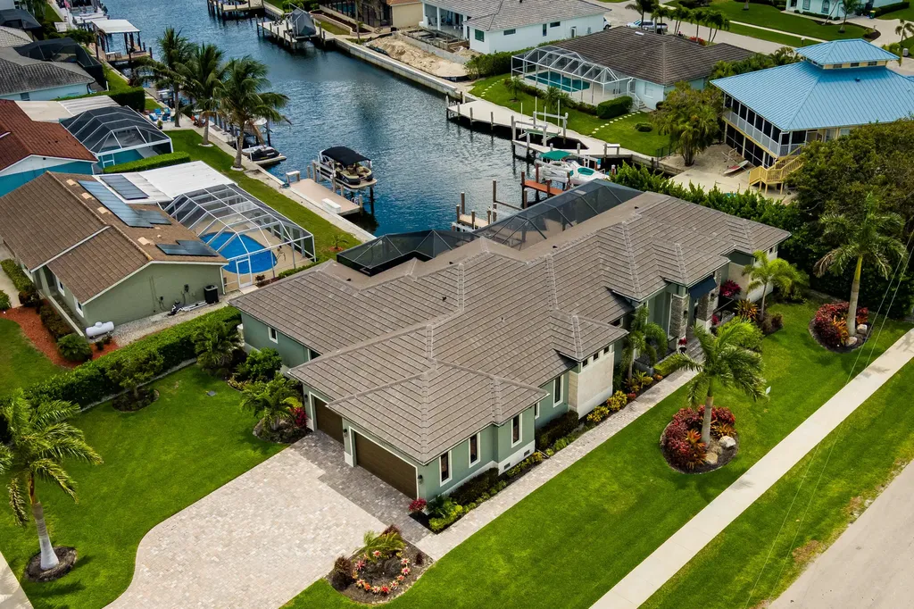 1517 Buccaneer Court Marco Island FL 34145