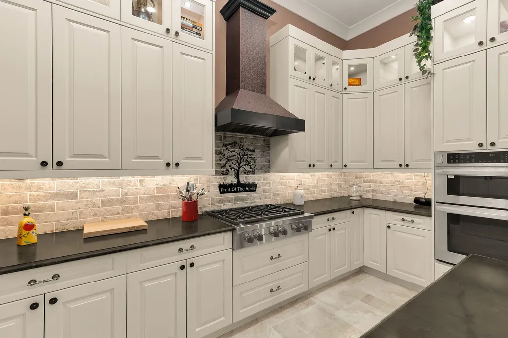 1517 Buccaneer Court Marco Island FL 34145