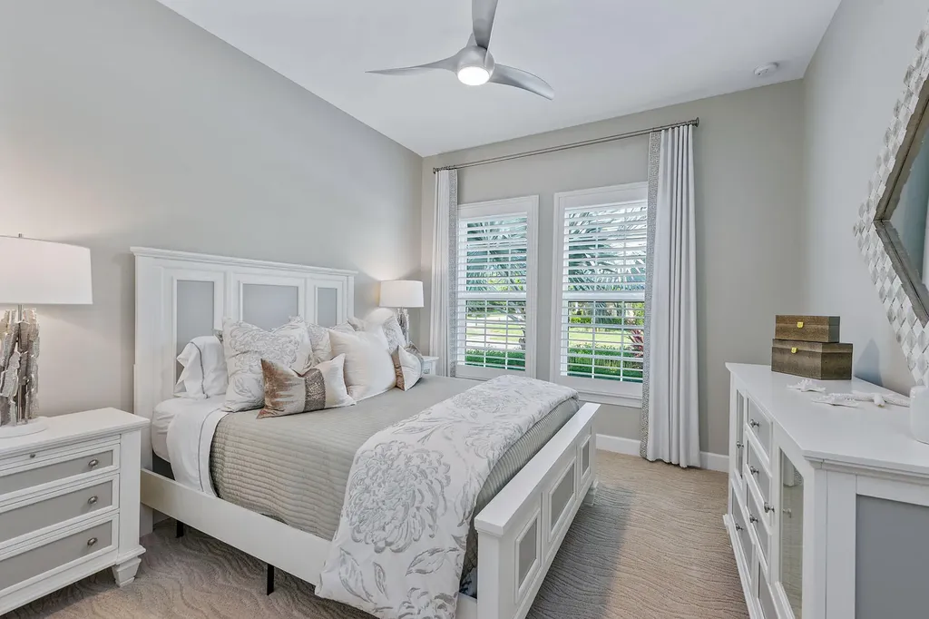 9596 Mussorie Court Naples FL 34114