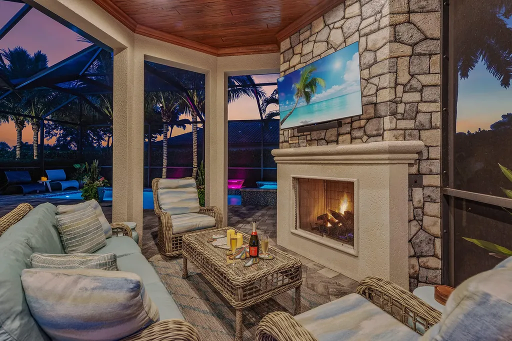 9596 Mussorie Court Naples FL 34114