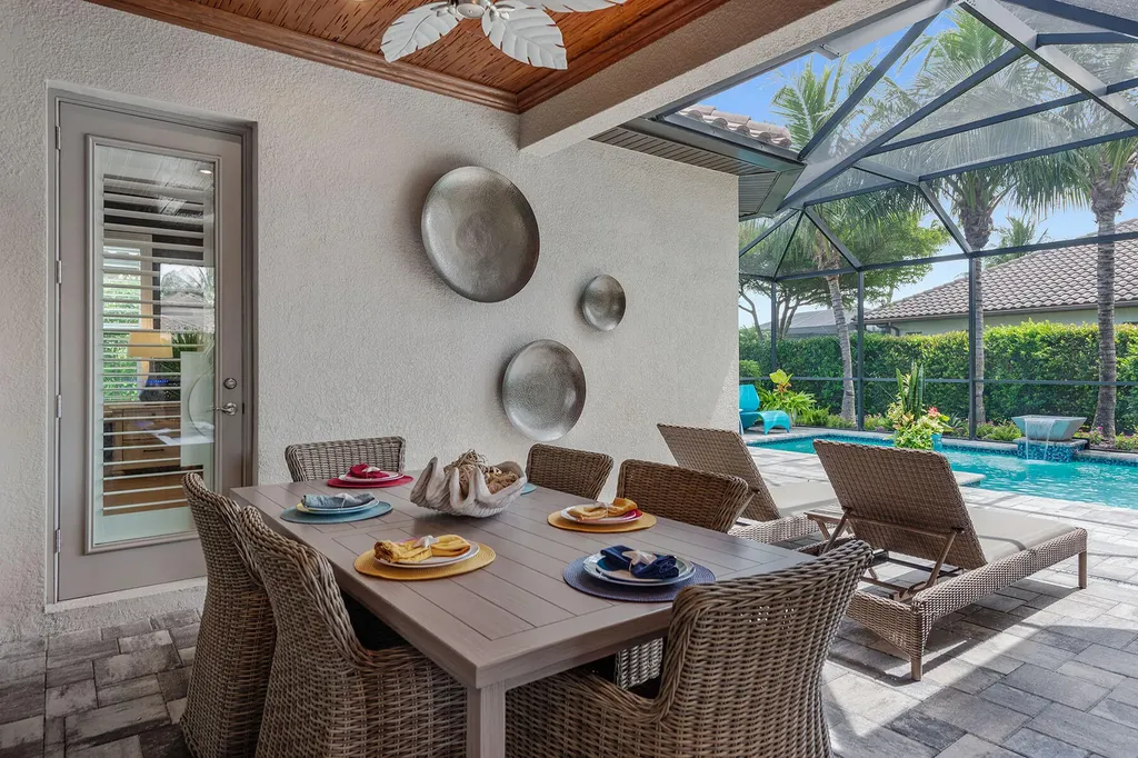 9596 Mussorie Court Naples FL 34114