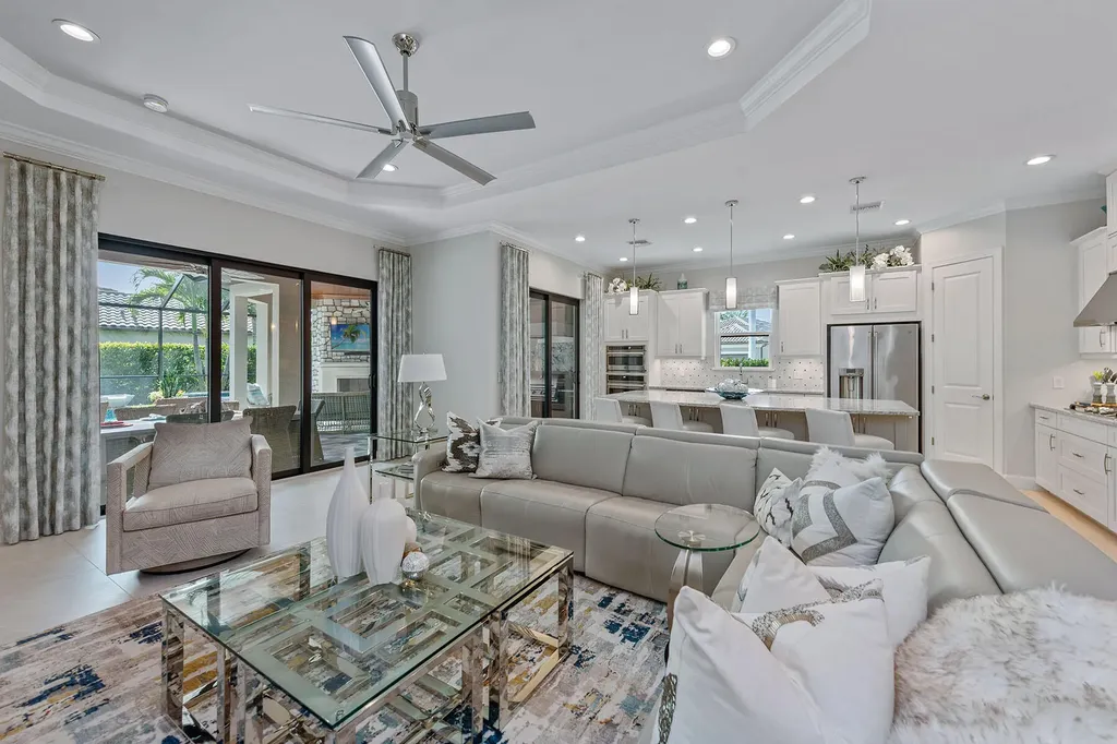 9596 Mussorie Court Naples FL 34114