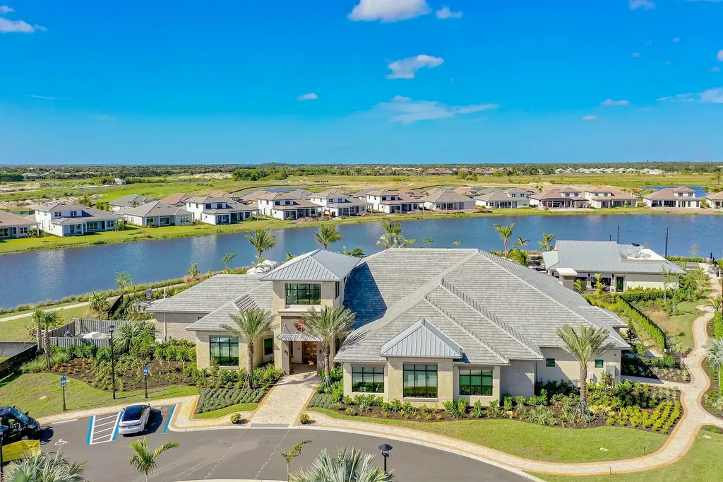 15249 Zeno Way Naples FL 34114