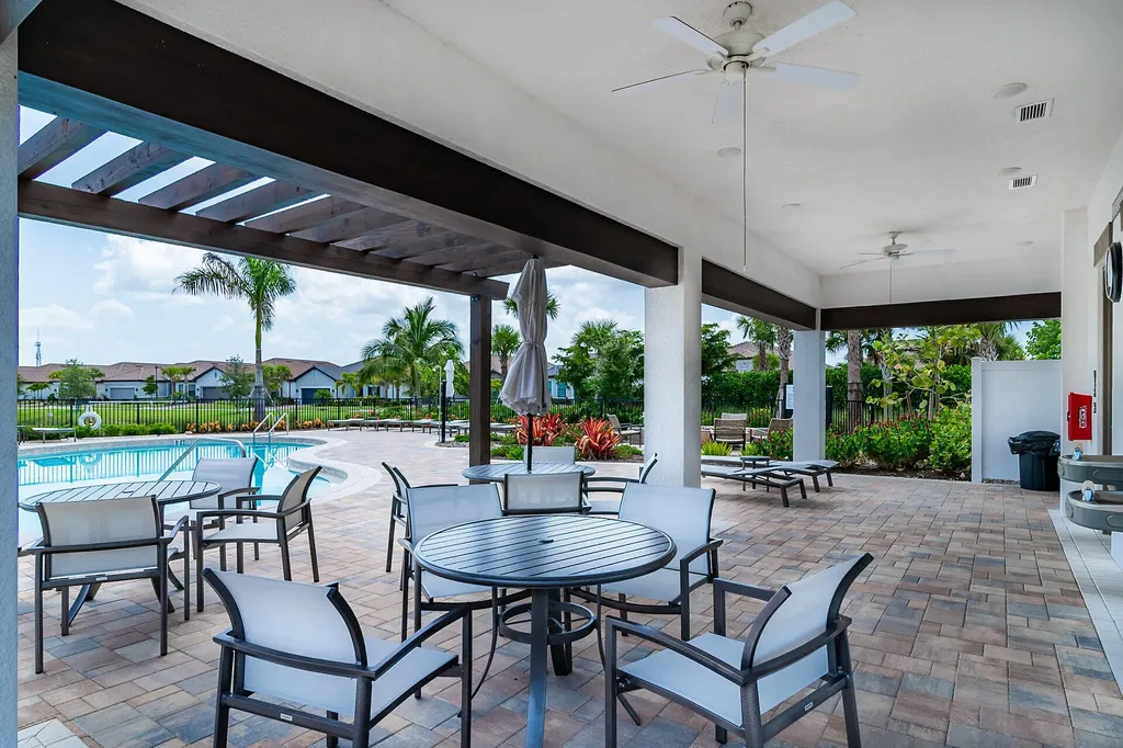 15249 Zeno Way Naples FL 34114