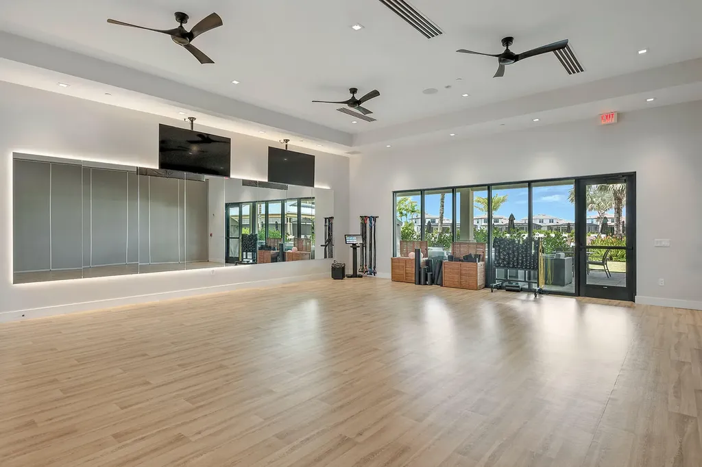 15844 Triesta Lane Naples FL 34114