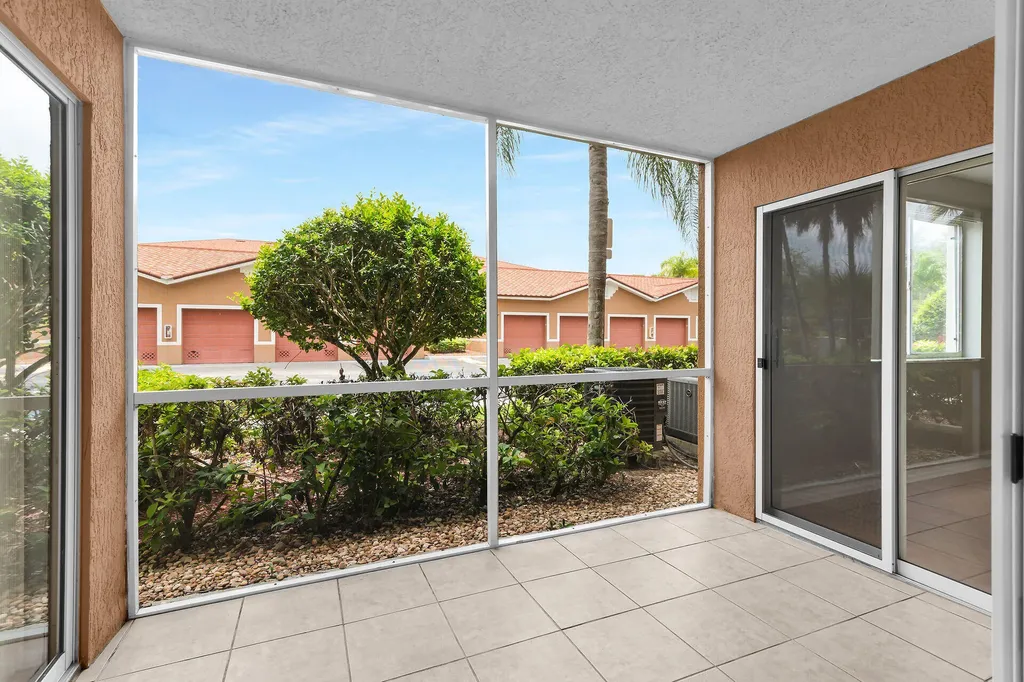 1835 Florida Club Circle Naples FL 34112