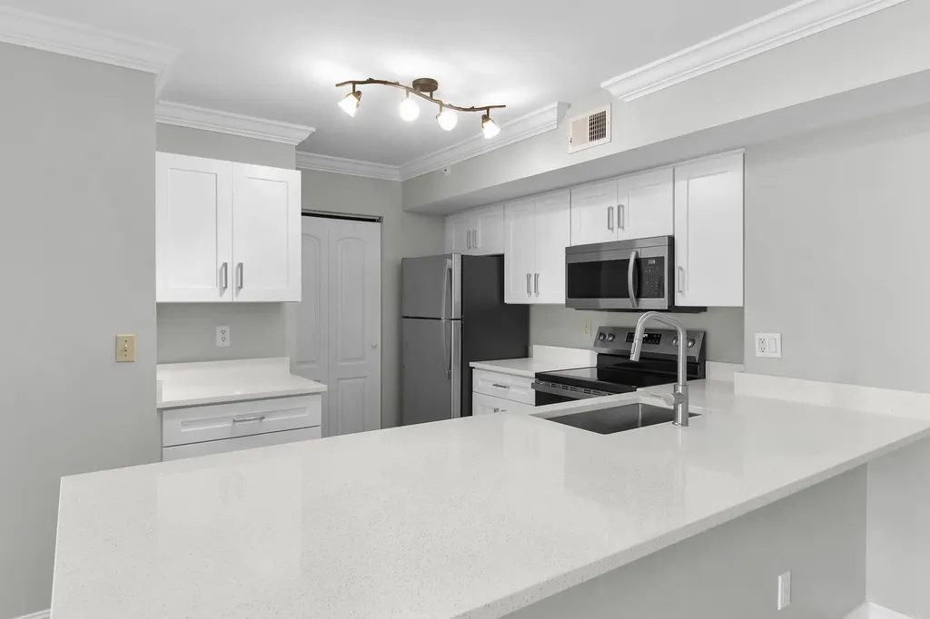 1835 Florida Club Circle Naples FL 34112