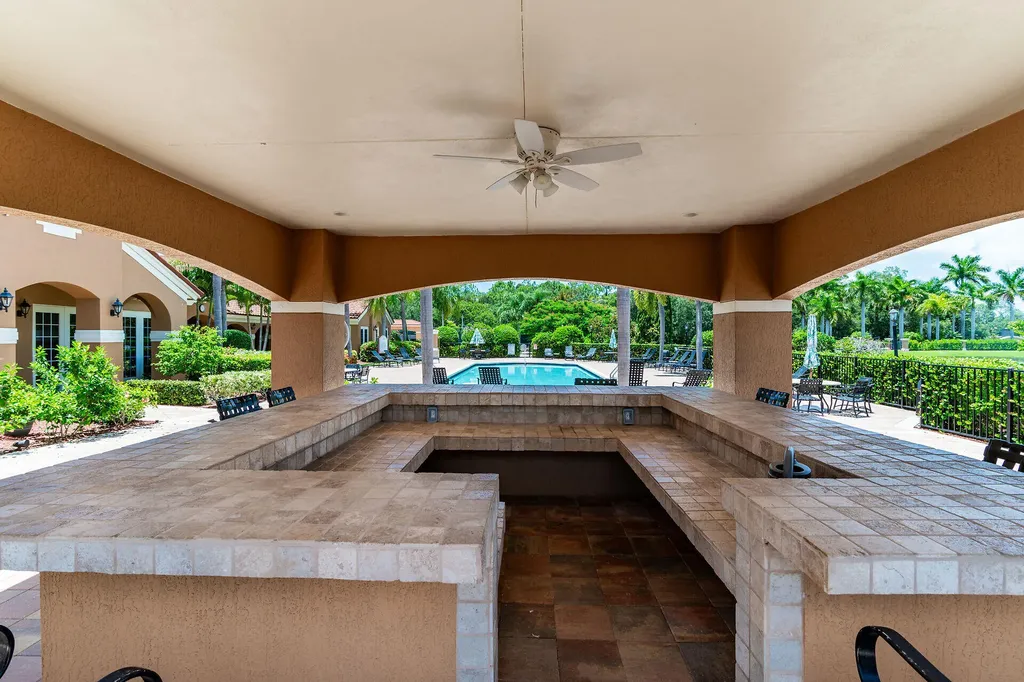 1835 Florida Club Circle Naples FL 34112