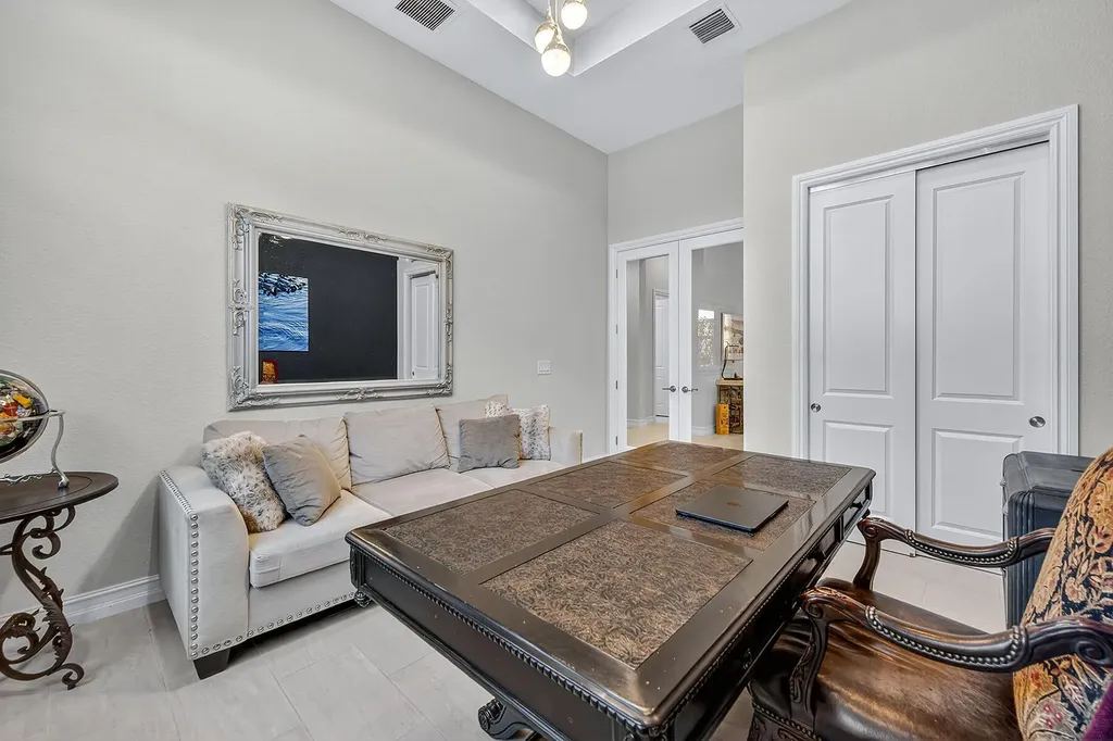 3164 Capistrano Lane Naples FL 34114